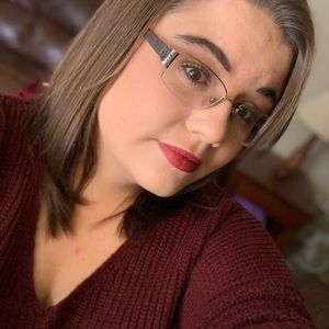 Meet your Posher, Sabrina